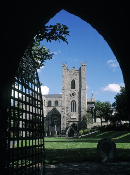 St. Audoen''s Church, built 1190 (photo)  a Irish School (12th century)
