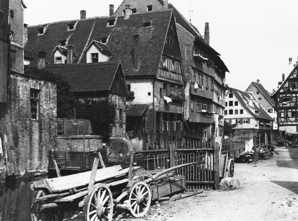View of the Old Quarter, Ulm, c.1910 (b/w photo)  a Jousset