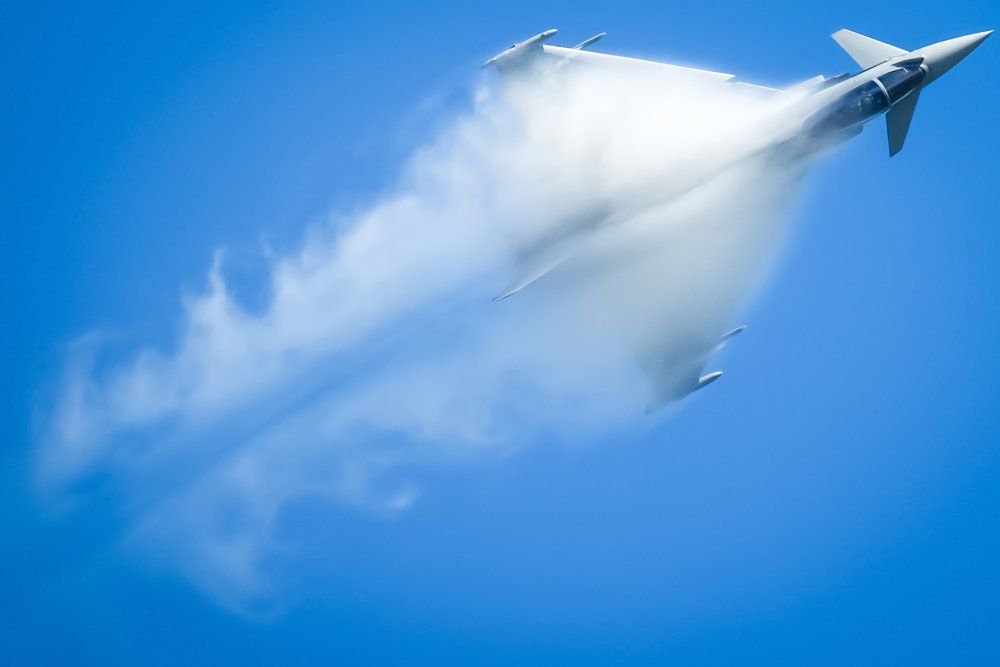 EUROFIGHTER TYPHOON HIGH SPEED HIGH Gs LOW PASS a Alessandro Scagliusi