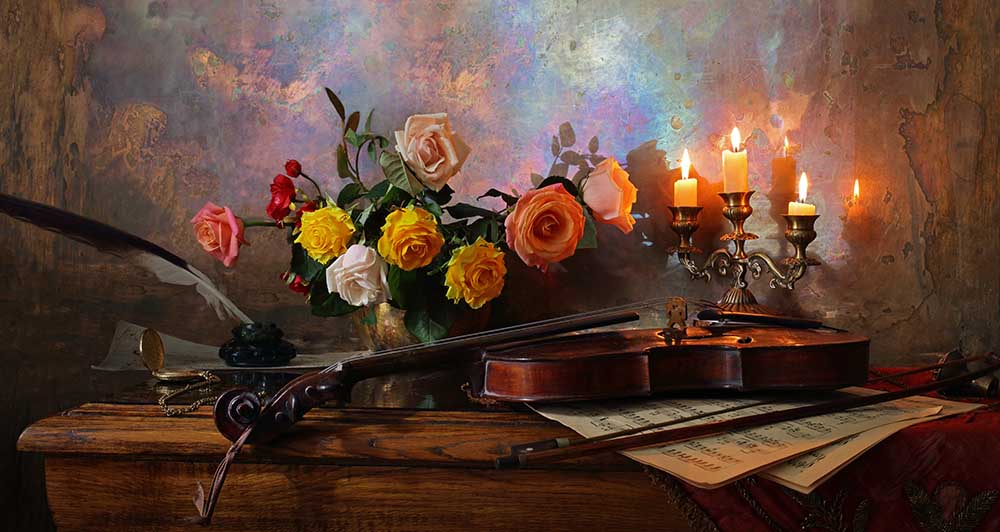 Still life with violin and flowers a Andrey Morozov