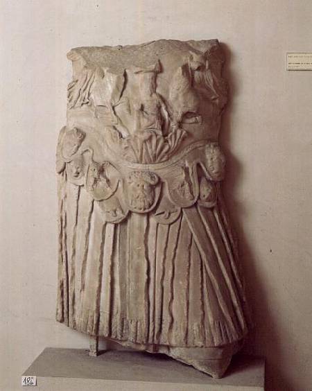 Front part of a mutilated torso in armourRoman a Anonimo