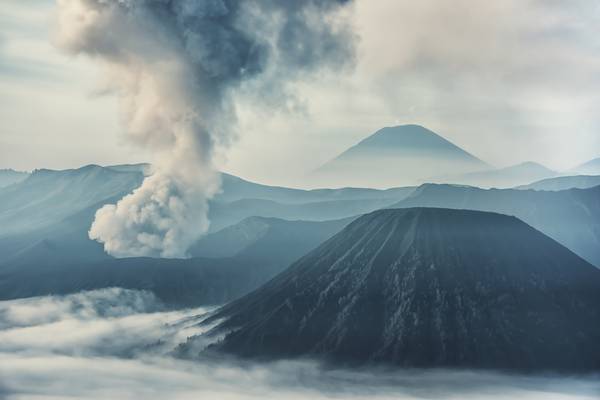 Bromo Volcano a emmanuel charlat