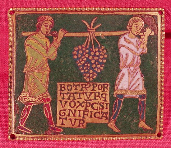 Plaque from a cross depicting two men carrying the grapes of the promised land, Mosane School (champ a Scuola Francese