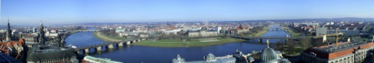 Panoramablick über Elbe in Dresden a Maria Steinwehr