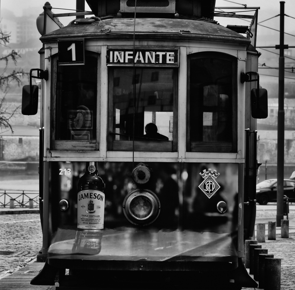 Tramway in Porto Portugal a Michel Fournol