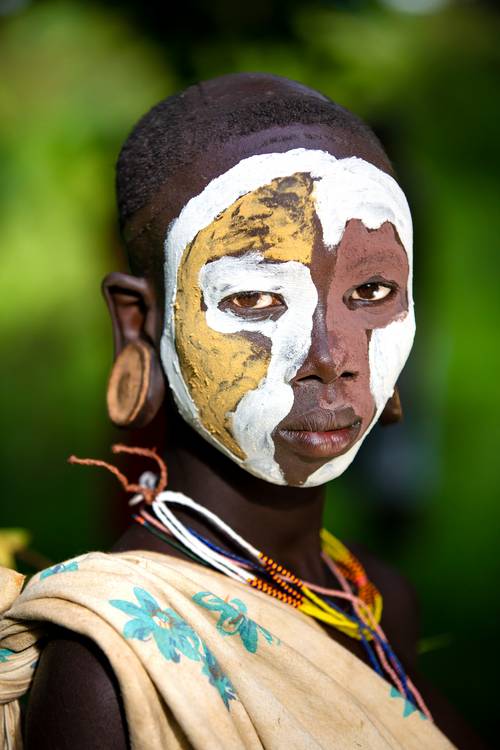 Fotografie, Portrait Afrikanische Frau aus dem Suri Stamm in Äthiopien. a Miro May