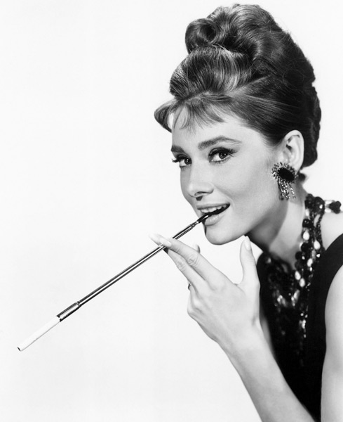 Diamants sur canape Breakfast at Tiffany's de BlakeEdwards avec Audrey Hepburn a 
