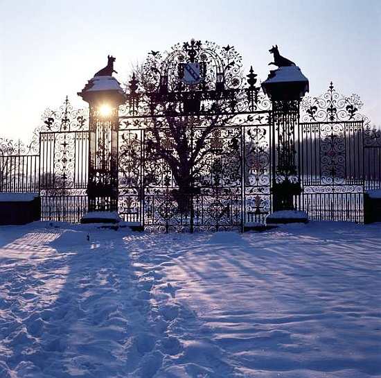 Chirk Castle gates, 1712-19 a 
