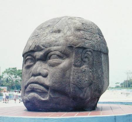 Colossal Head from San Lorenzo, Veracruz, Mexico, preclassic a Olmec