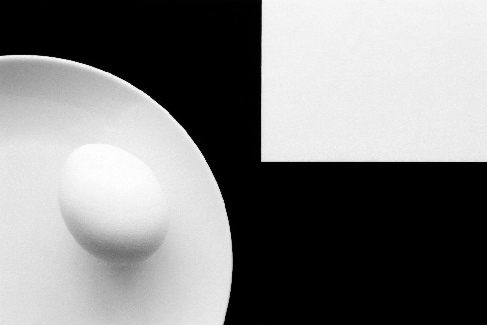 Still life with egg 4 a Peter Hrabinsky