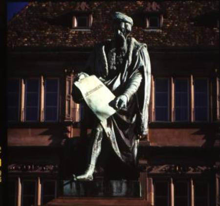 Statue of Johannes Gutenberg (c.1400-66) a Pierre Jean David d'Angers