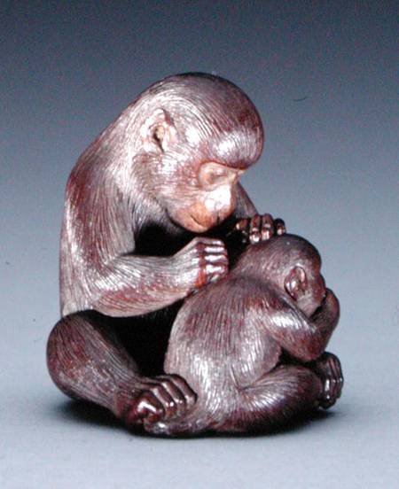 Netsuke depicting a mother monkey and her son a Suzuki Tokuku