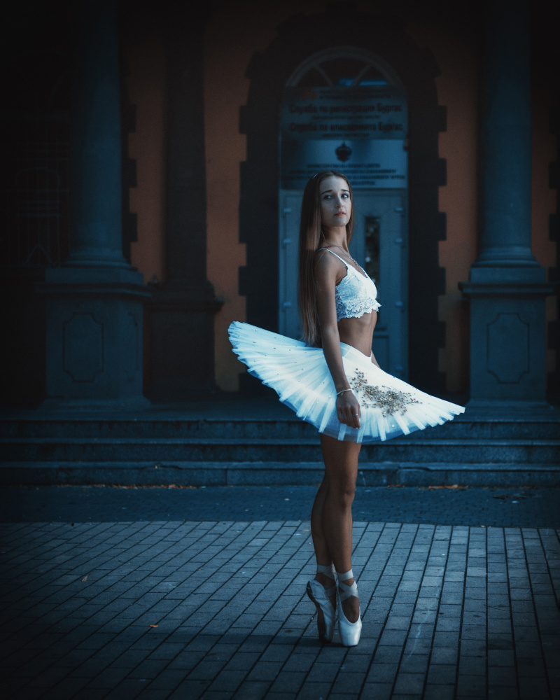 Ballerina Vintage - Vasil Nanev